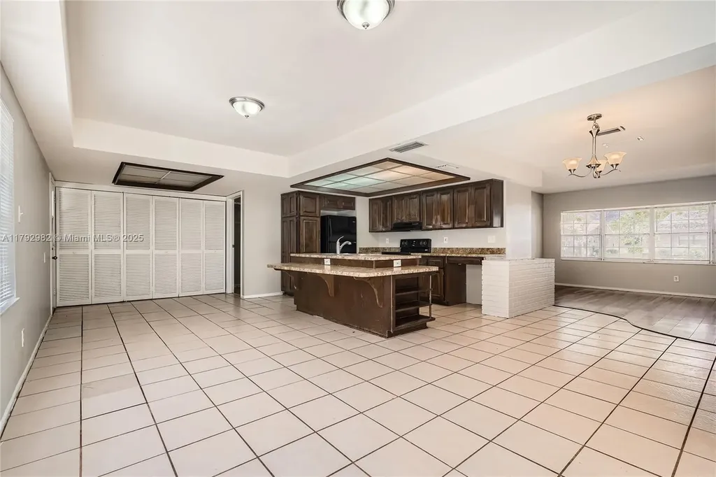 4109 NW 79th Avenue Coral Springs FL 33065