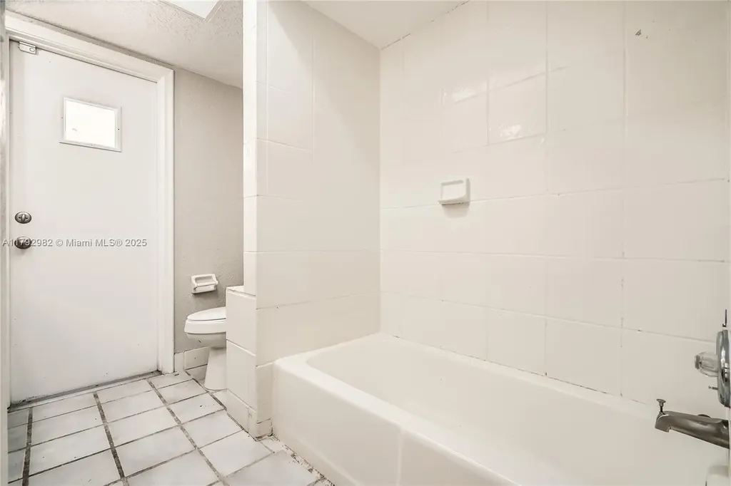 4109 NW 79th Avenue Coral Springs FL 33065