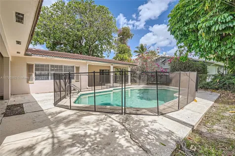 4109 NW 79th Avenue Coral Springs FL 33065