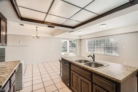 4109 NW 79th Avenue Coral Springs FL 33065
