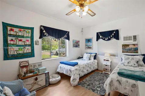 288 Pocatella Street Miami Springs FL 33166