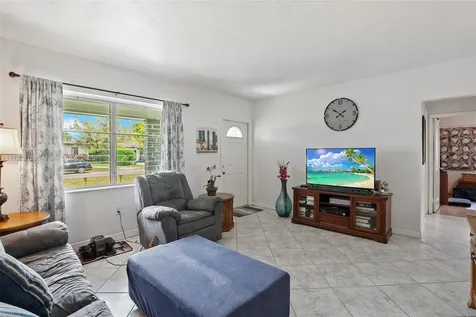 288 Pocatella Street Miami Springs FL 33166