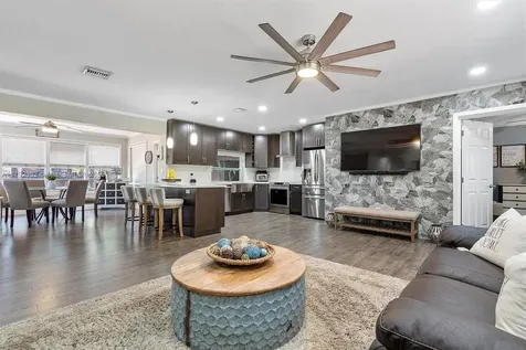 8420 Taft Street Pembroke Pines FL 33024