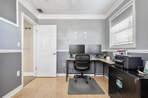8420 Taft Street Pembroke Pines FL 33024