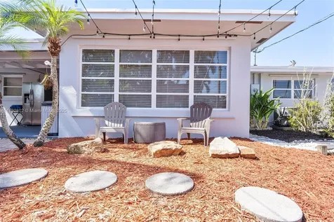8420 Taft Street Pembroke Pines FL 33024