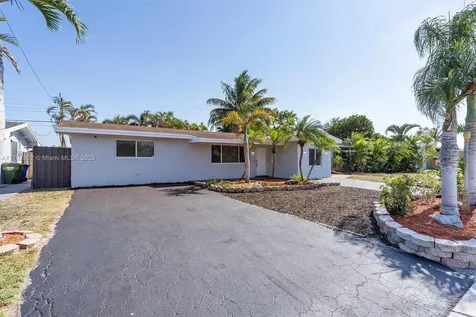 8420 Taft Street Pembroke Pines FL 33024