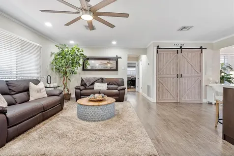 8420 Taft Street Pembroke Pines FL 33024
