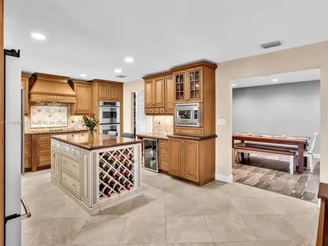 118 SW 100th Terrace Coral Springs FL 33071