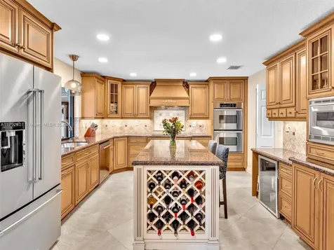118 SW 100th Terrace Coral Springs FL 33071