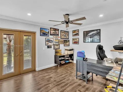 118 SW 100th Terrace Coral Springs FL 33071