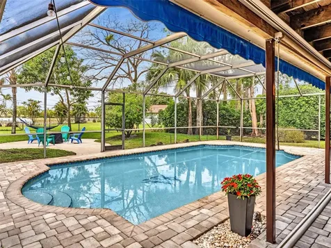 118 SW 100th Terrace Coral Springs FL 33071