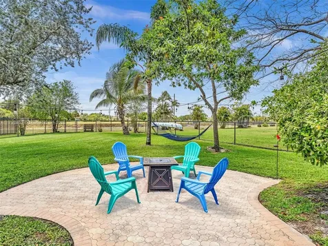 118 SW 100th Terrace Coral Springs FL 33071