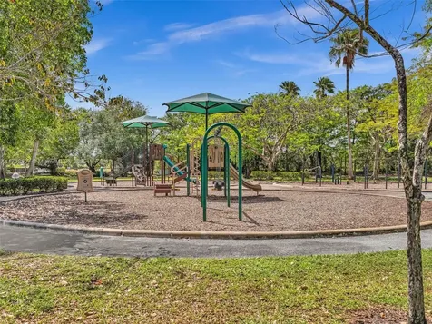 118 SW 100th Terrace Coral Springs FL 33071
