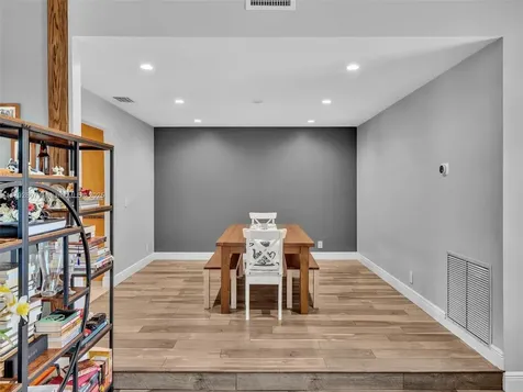 118 SW 100th Terrace Coral Springs FL 33071