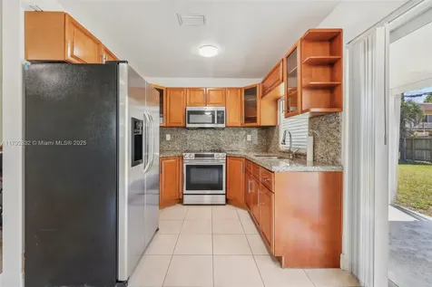 5221 SW 90th Terrace Cooper City FL 33328