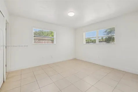 5221 SW 90th Terrace Cooper City FL 33328