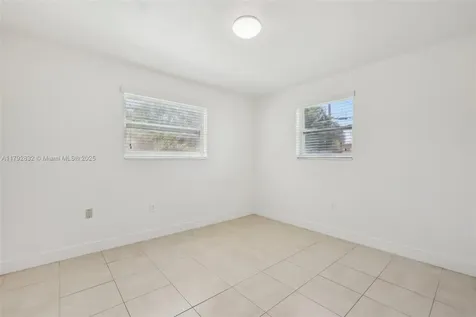 5221 SW 90th Terrace Cooper City FL 33328