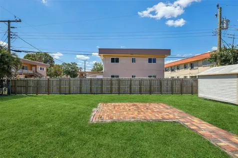 5221 SW 90th Terrace Cooper City FL 33328