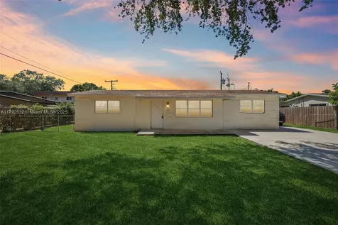 5221 SW 90th Terrace Cooper City FL 33328