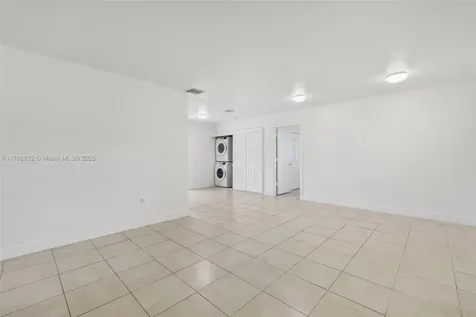 5221 SW 90th Terrace Cooper City FL 33328
