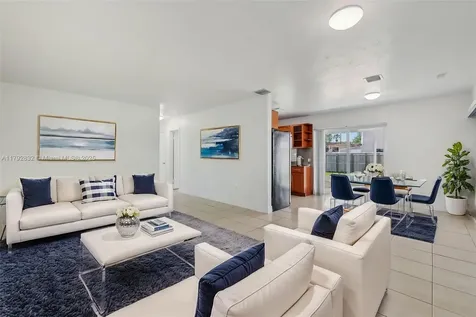 5221 SW 90th Terrace Cooper City FL 33328