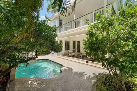 7251 SW 47th Court Miami FL 33143