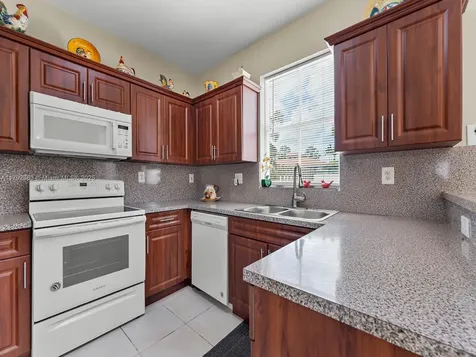13845 SW 273rd Terrace Homestead FL 33032