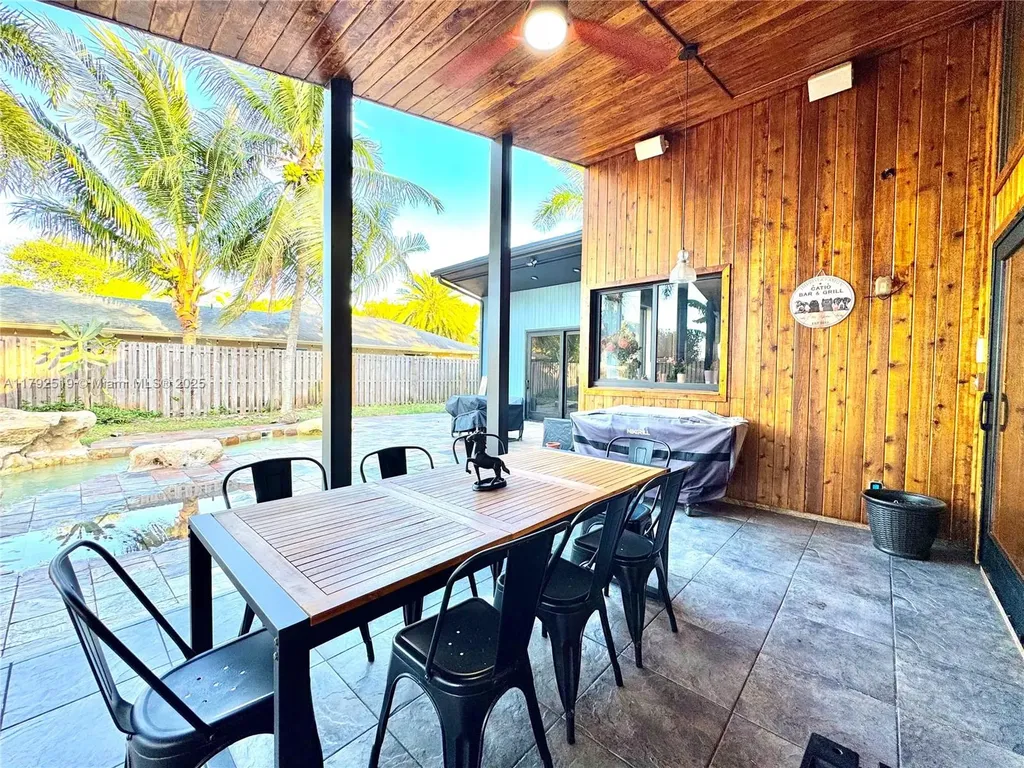3699 Lakeview Boulevard Delray Beach FL 33445