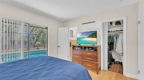 19241 SW 93rd Road Cutler Bay FL 33157