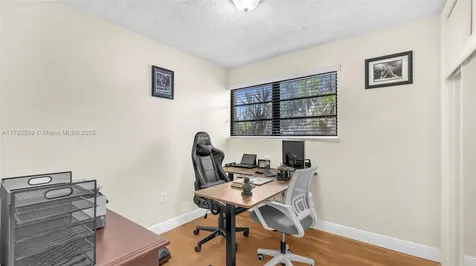 19241 SW 93rd Road Cutler Bay FL 33157
