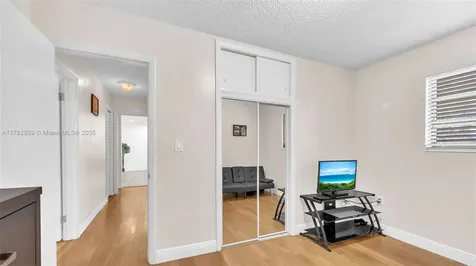 19241 SW 93rd Road Cutler Bay FL 33157