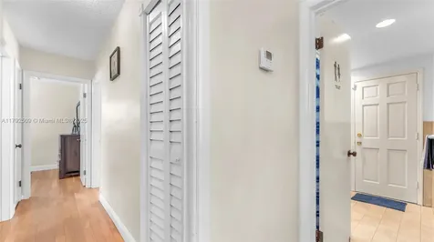 19241 SW 93rd Road Cutler Bay FL 33157
