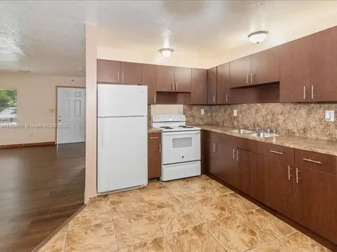 19357 NW 29th Avenue Miami Gardens FL 33056