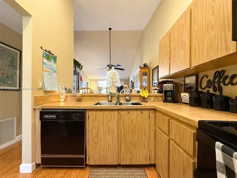 14811 SW 125th Court Miami FL 33186
