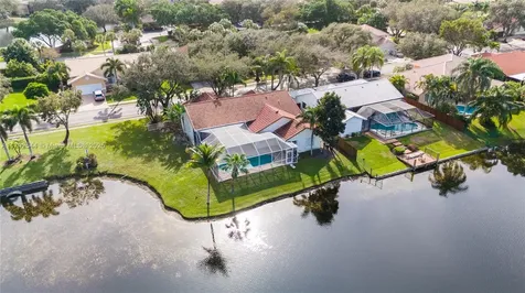 1230 SW 102nd Avenue Pembroke Pines FL 33025