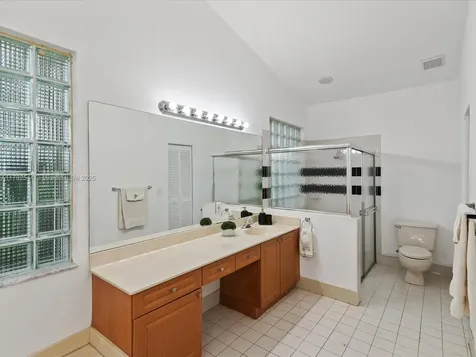 1230 SW 102nd Avenue Pembroke Pines FL 33025