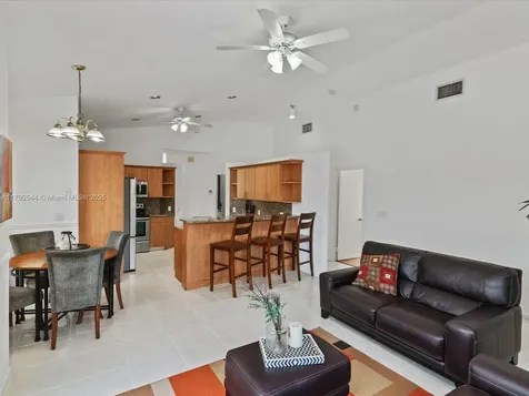 1230 SW 102nd Avenue Pembroke Pines FL 33025