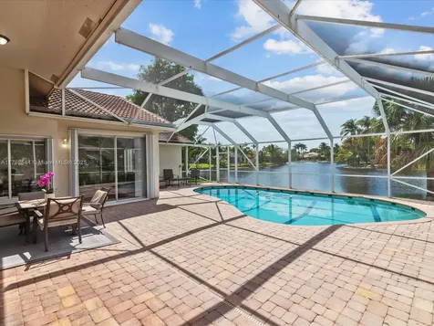 1230 SW 102nd Avenue Pembroke Pines FL 33025