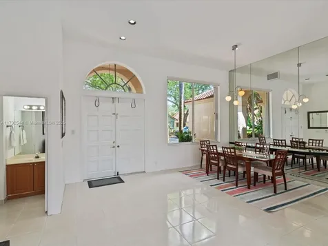 1230 SW 102nd Avenue Pembroke Pines FL 33025