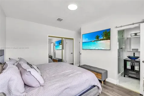 1361 NW 98th Terrace Miami FL 33147