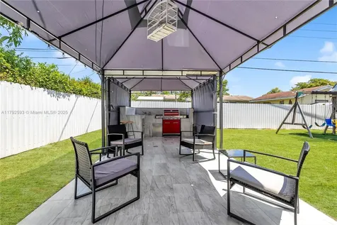 1361 NW 98th Terrace Miami FL 33147