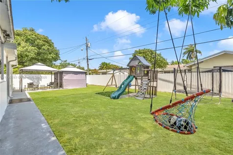 1361 NW 98th Terrace Miami FL 33147