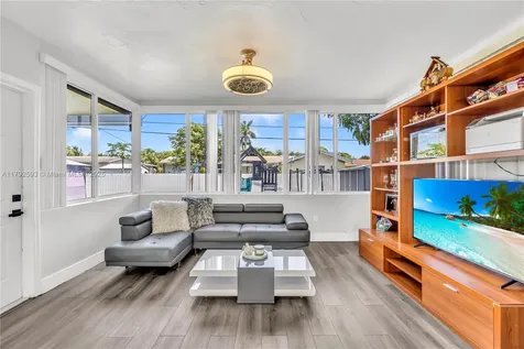 1361 NW 98th Terrace Miami FL 33147
