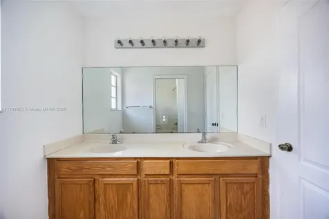 27056 SW 140th Place Homestead FL 33032
