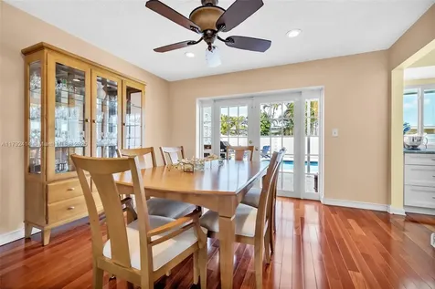 4701 Garfield Street Hollywood FL 33021