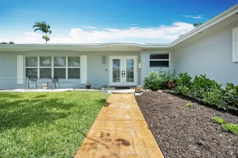 4701 Garfield Street Hollywood FL 33021