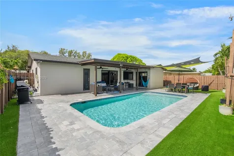 11811 NW 29th Street Sunrise FL 33323