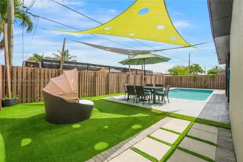 11811 NW 29th Street Sunrise FL 33323