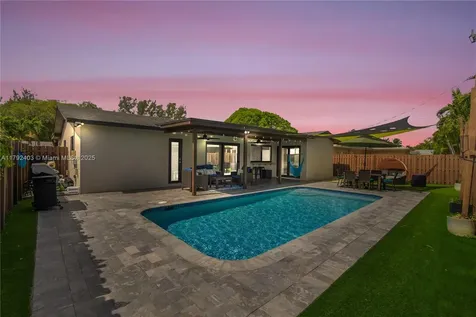 11811 NW 29th Street Sunrise FL 33323