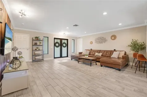 11811 NW 29th Street Sunrise FL 33323